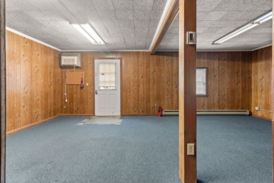 More Photos Of 676 Boston Post Rd, Darien Office For Sale