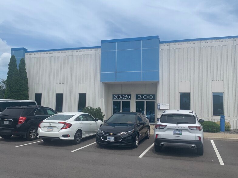 More Photos Of 4525 Rhodes Dr, Windsor Light Distribution For Lease