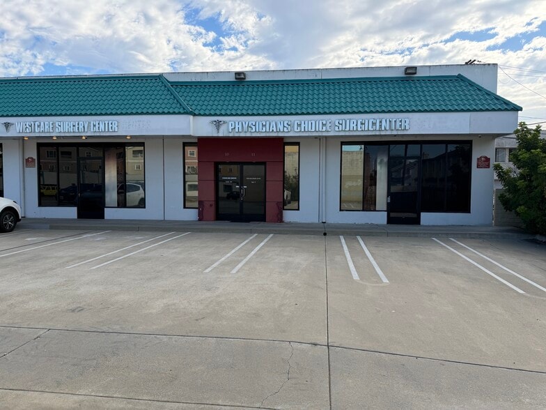 More Photos Of 8342 Garden Grove Blvd, Garden Grove Storefront Retail Office For Sale