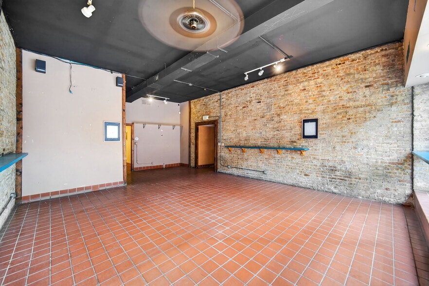 More Photos Of 4369 N Elston Ave, Chicago Specialty For Sale