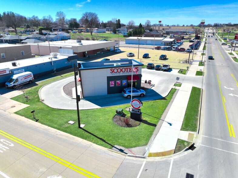 More Photos Of 901 W Platt St, Maquoketa Service Station For Sale