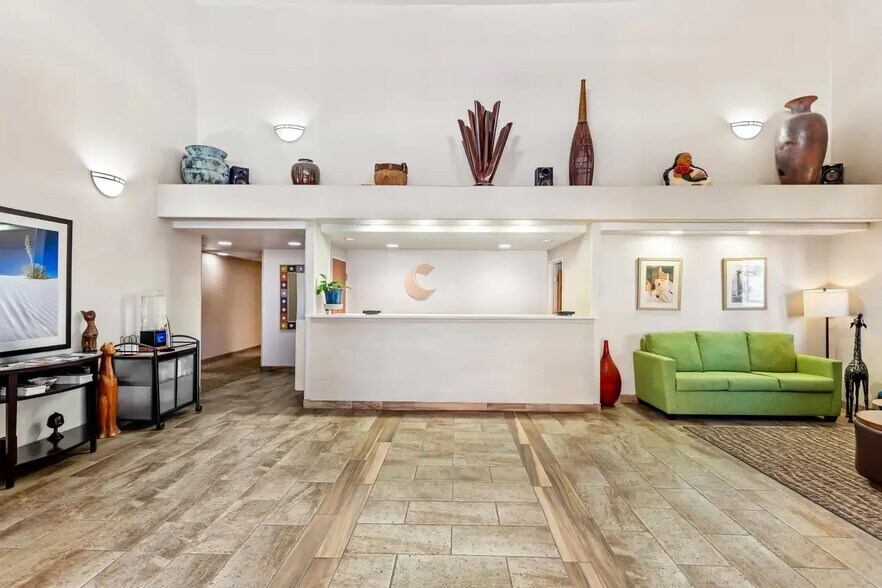 More Photos Of 2205 N Date St, Truth Or Consequences Hotel For Sale