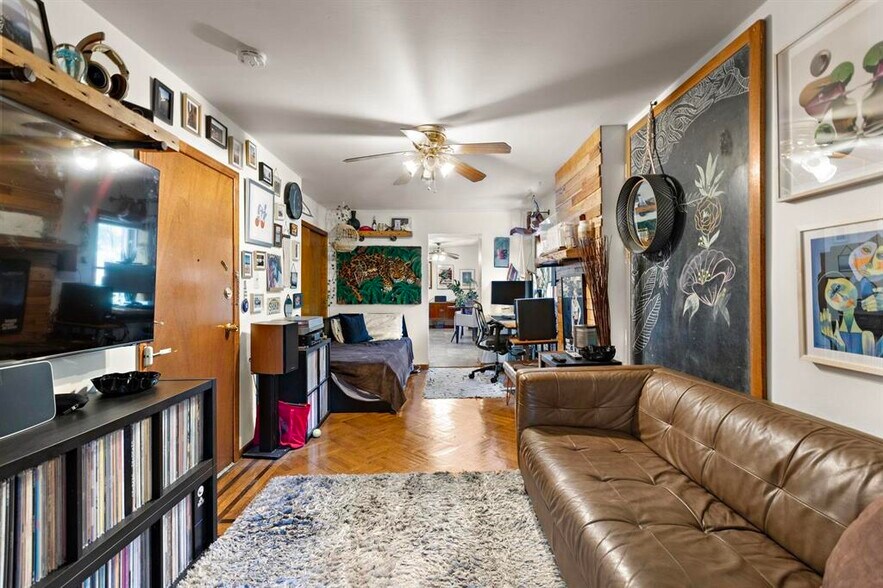 More Photos Of 24 W Hamilton Pl, Jersey City Multifamily For Sale