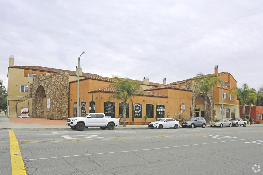 Primary Photo Of 308 S 1st Ave, Arcadia Apartments For Sale