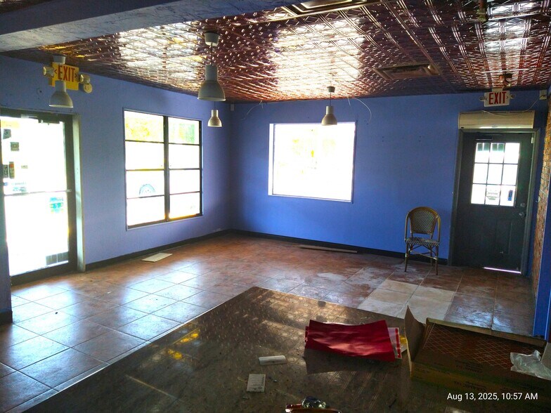 More Photos Of 6920-6928 Clark St, Hudson Restaurant For Sale