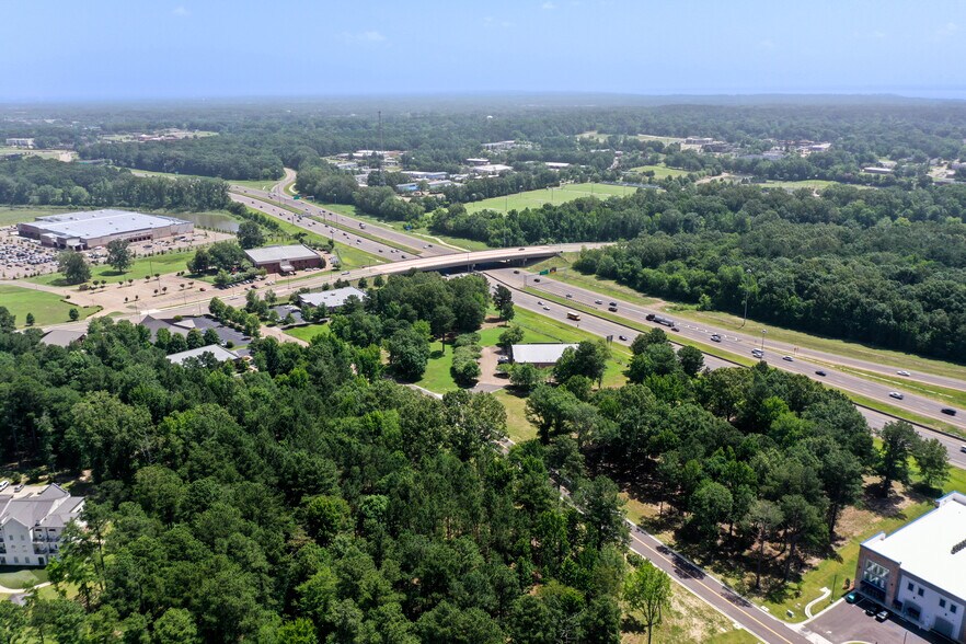 More Photos Of Highland Commerce Drive, Ridgeland Land For Sale