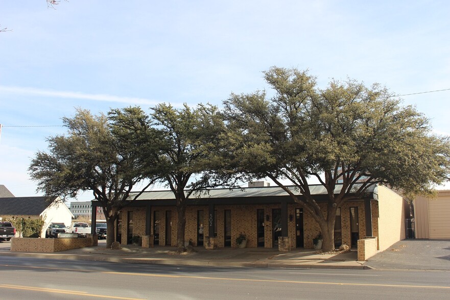 Primary Photo Of 502 N Big Spring St, Midland Office For Sale