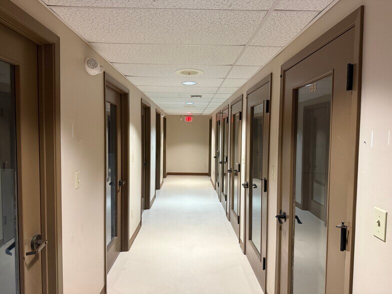 More Photos Of 251 Carroll St, Fort Worth Freestanding For Lease