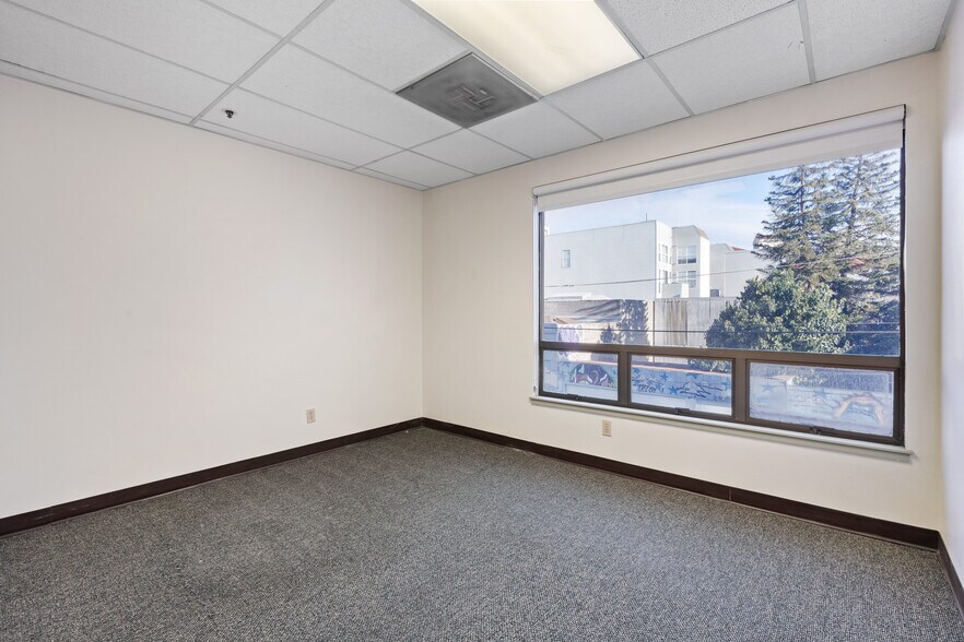 More Photos Of 44 Gough St, San Francisco Office Residential For Lease