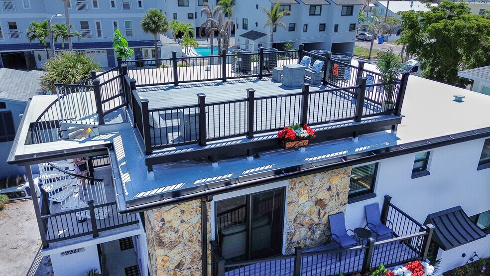 More Photos Of 9921 Gulf Blvd, Treasure Island Apartments For Sale