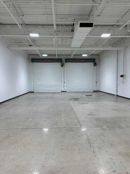 More Photos Of 4650 Springboro Pike, Dayton Warehouse For Lease