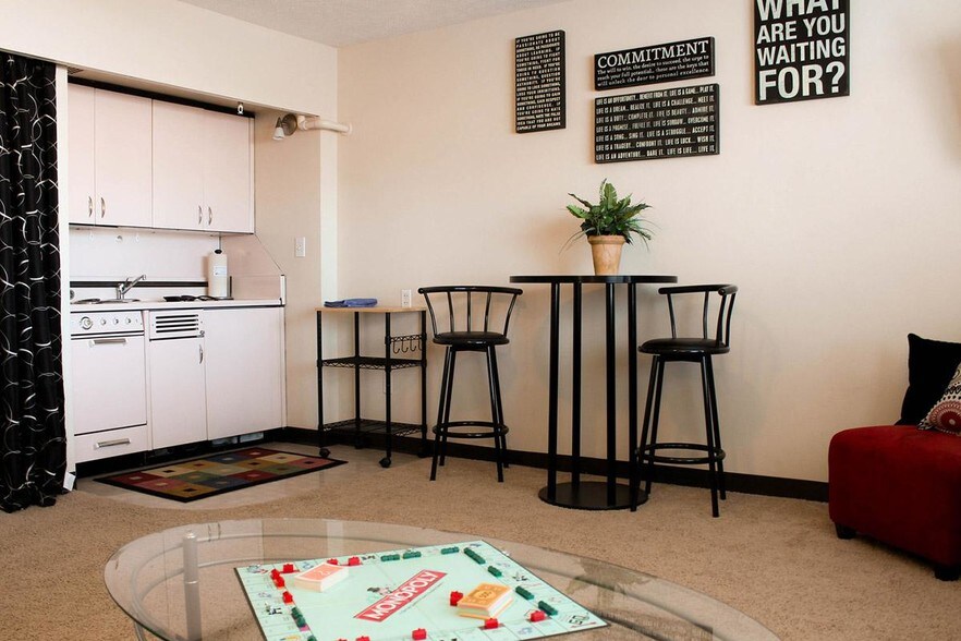 More Photos Of 320 N 22nd St, Omaha Apartments For Sale