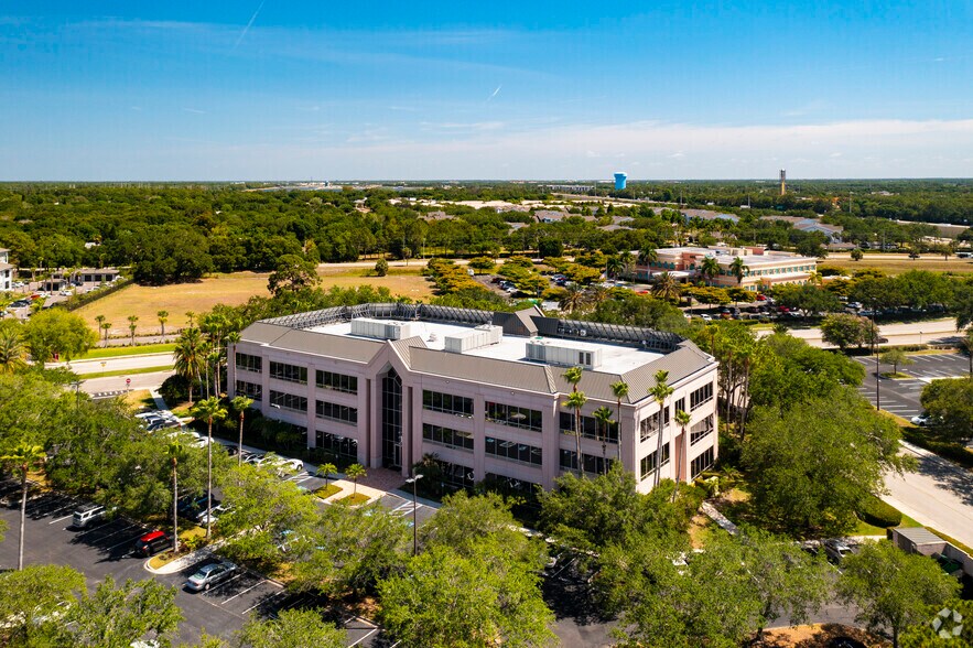 More Photos Of 401 N Cattlemen Rd, Sarasota Office For Lease