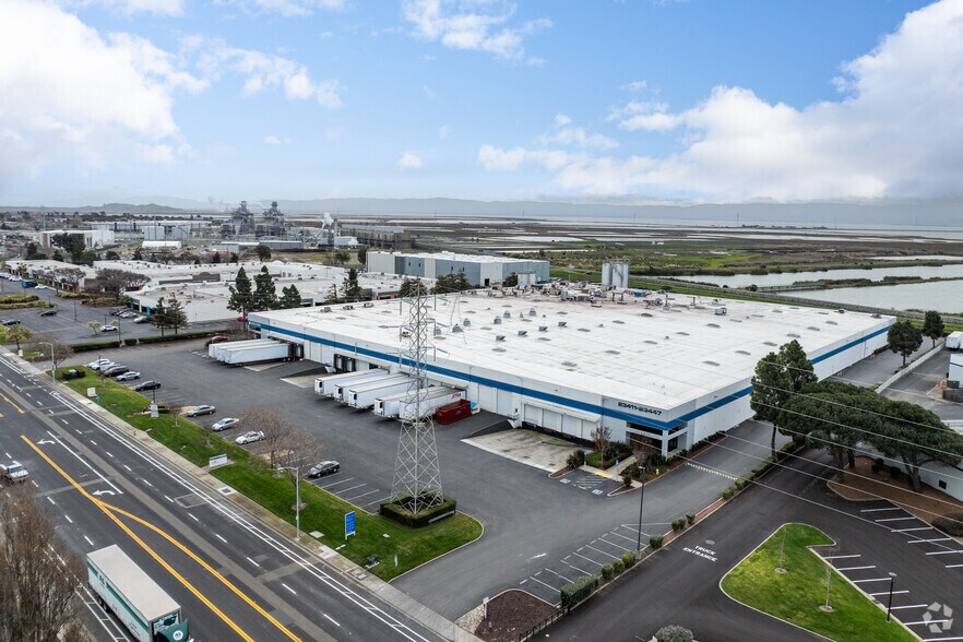 More Photos Of 23411-23447 Cabot Blvd, Hayward Warehouse For Lease