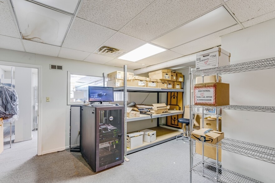 More Photos Of 115 Chestnut St, Philadelphia Office For Lease