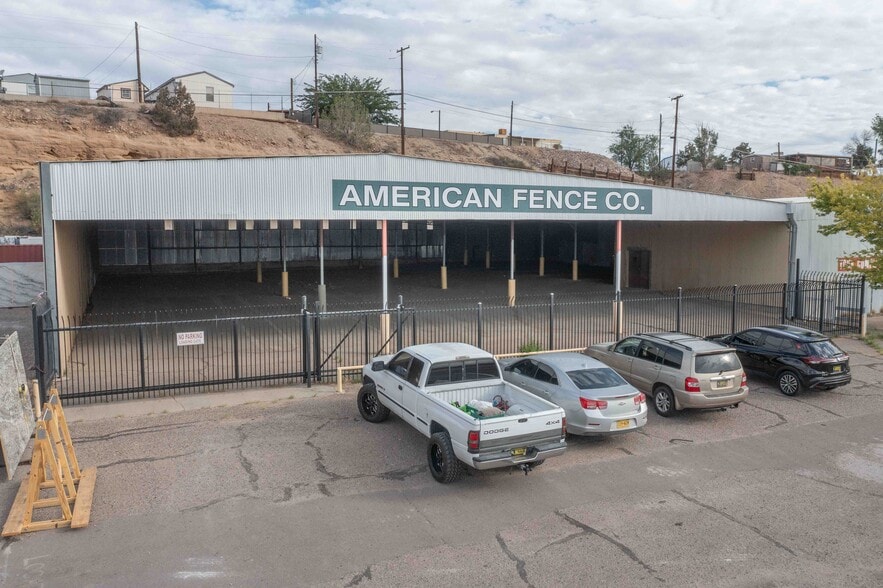 More Photos Of 7212 E Main St, Farmington Warehouse For Sale