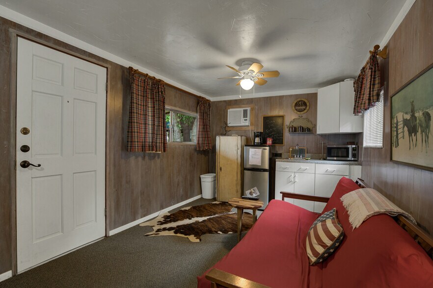 More Photos Of 7367 River Rd, New Braunfels Lodge Meeting Hall For Sale