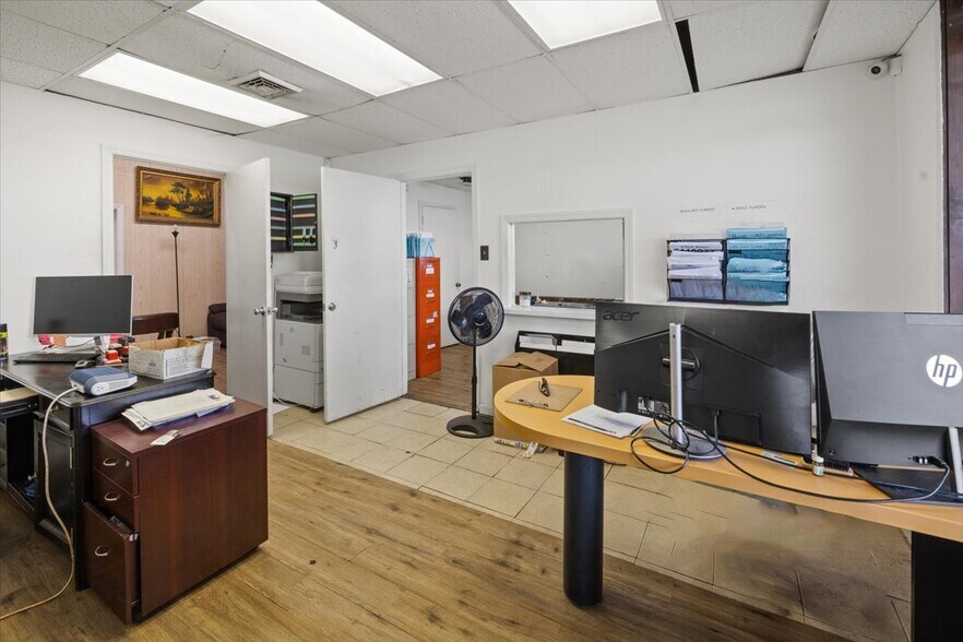 More Photos Of 4379 Route 130, Edgewater Park Auto Repair For Lease