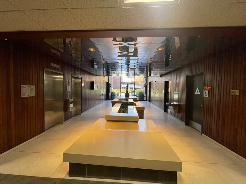 More Photos Of 2107 N Broadway, Santa Ana Loft Creative Space For Sale