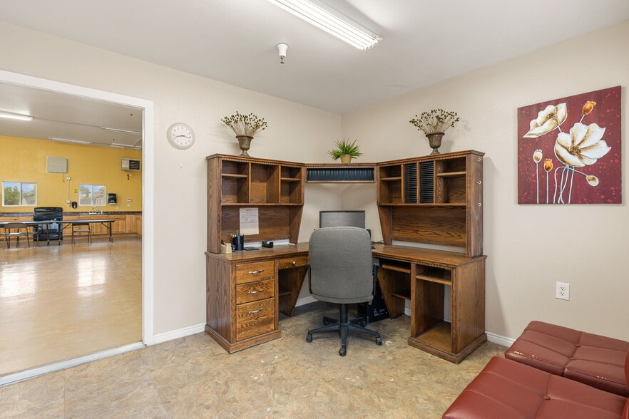 More Photos Of 4219 N Old US Highway 91, Cedar City Warehouse For Sale