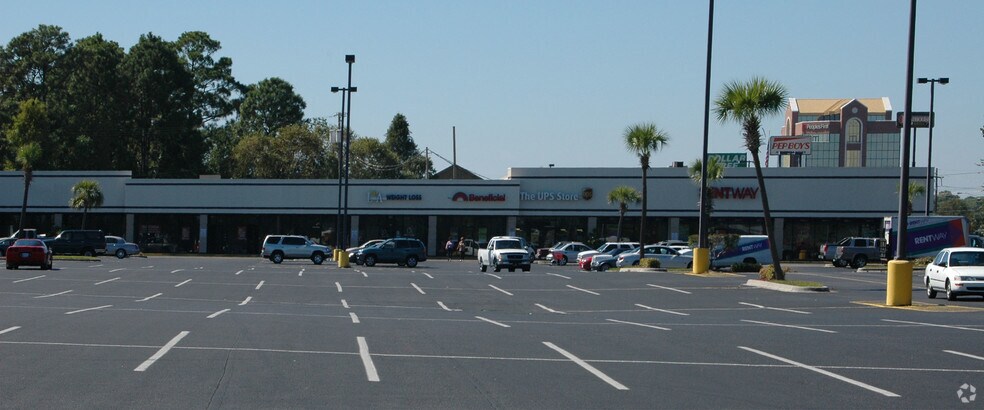 More Photos Of 513-669 W 23rd St, Panama City Storefront For Lease