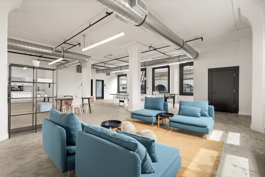 More Photos Of 950 S Broadway, Los Angeles Office For Sale