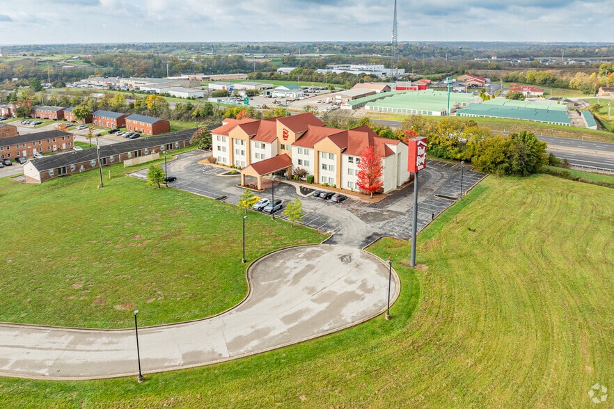 More Photos Of 1751 Lexington Rd, Richmond Hospitality For Sale