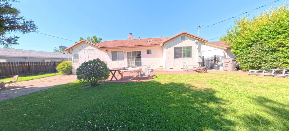 More Photos Of 2076 20th Ave, Sacramento Land For Sale
