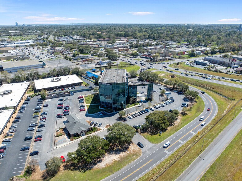 More Photos Of 3290 Dauphin St, Mobile Medical For Sale