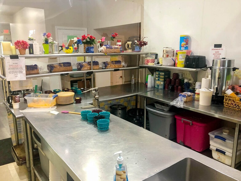 More Photos Of 118-122 S 10th St, Lebanon Congregate Senior Housing For Sale