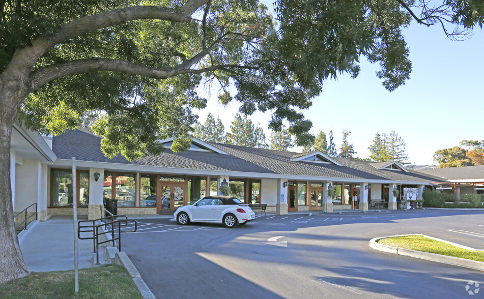 Primary Photo Of 432-440 N Santa Cruz Ave, Los Gatos Unknown For Lease