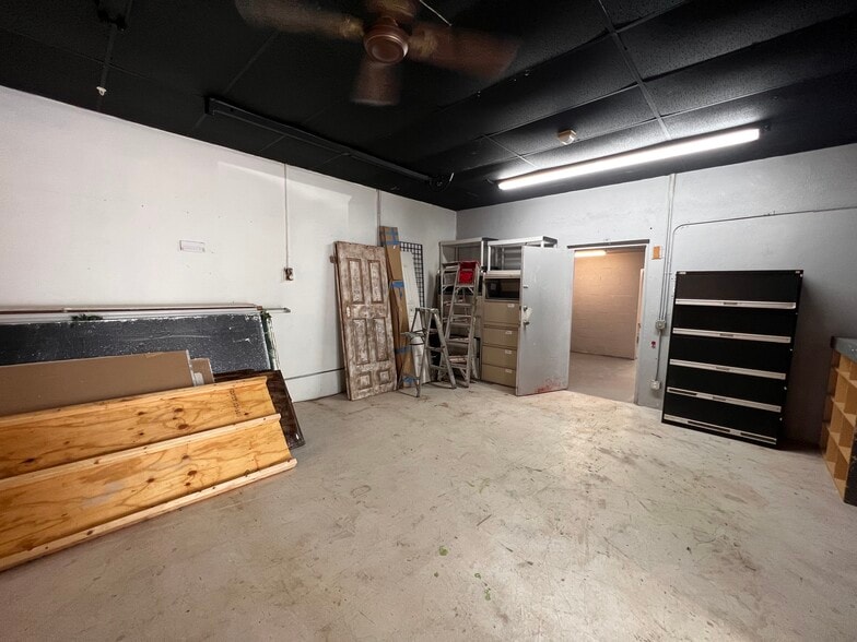 More Photos Of 1100 S Dixie Hwy, Hollywood Freestanding For Sale