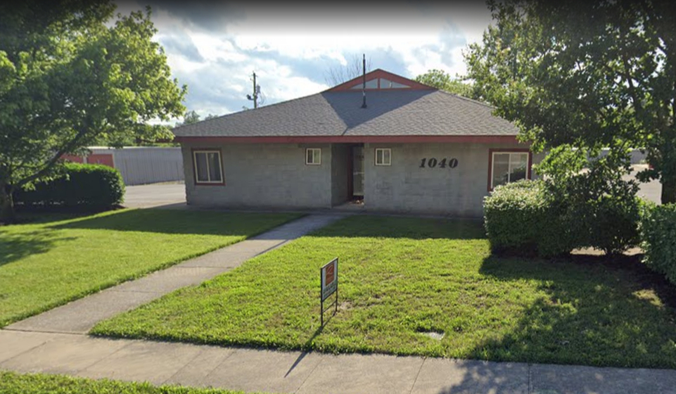 Primary Photo Of 1040 Elizabeth St, Nicholasville Office For Lease