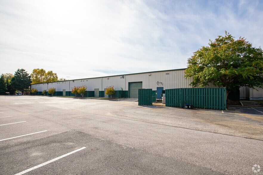 More Photos Of 150 Penrod Ct, Glen Burnie Unknown For Lease