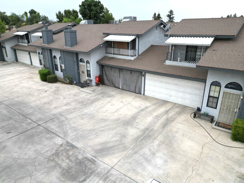 More Photos Of 7717 S Laurelglen Blvd, Bakersfield Apartments For Sale