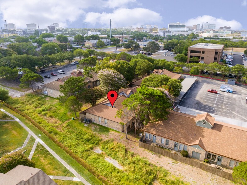 More Photos Of 8627 Cinnamon Creek Dr, San Antonio Medical For Lease