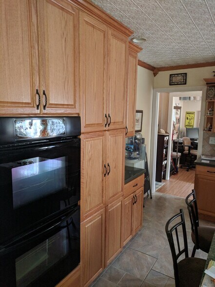 More Photos Of 21926 W Taylor Rd, Plainfield Industrial For Sale