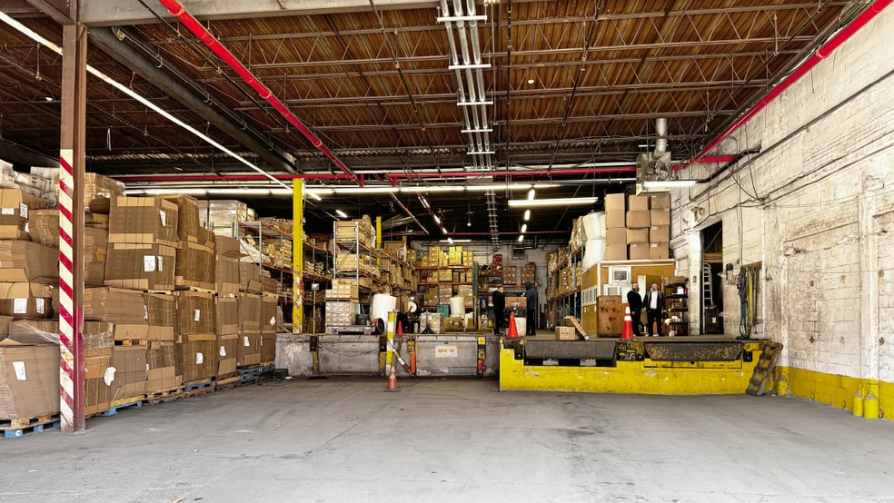 More Photos Of 744 Clinton St, Brooklyn Warehouse For Lease