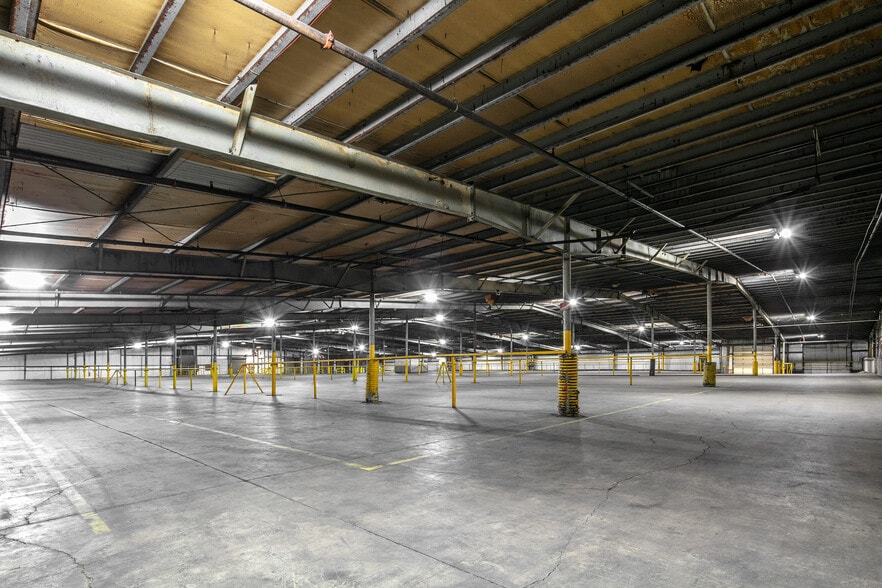 More Photos Of 130 Ecton Rd, Winchester Unknown For Lease