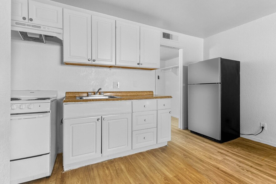 More Photos Of 2602 W Glenrosa Ave, Phoenix Apartments For Sale