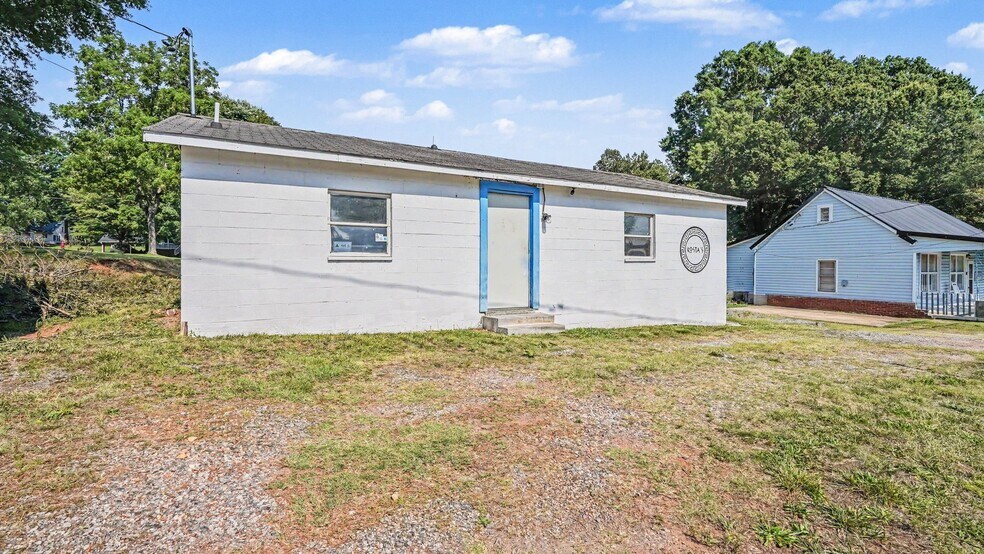 Primary Photo Of 430 #A 2nd Ave, Mayodan General Retail For Sale
