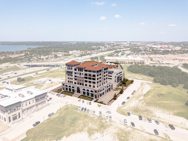 More Photos Of 2701 Sunset Ridge Dr, Rockwall Office For Lease