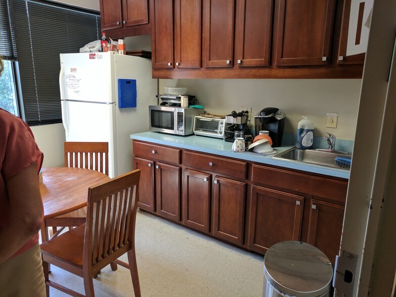 More Photos Of 3200 Tower Oaks Blvd, Rockville Medical For Sale