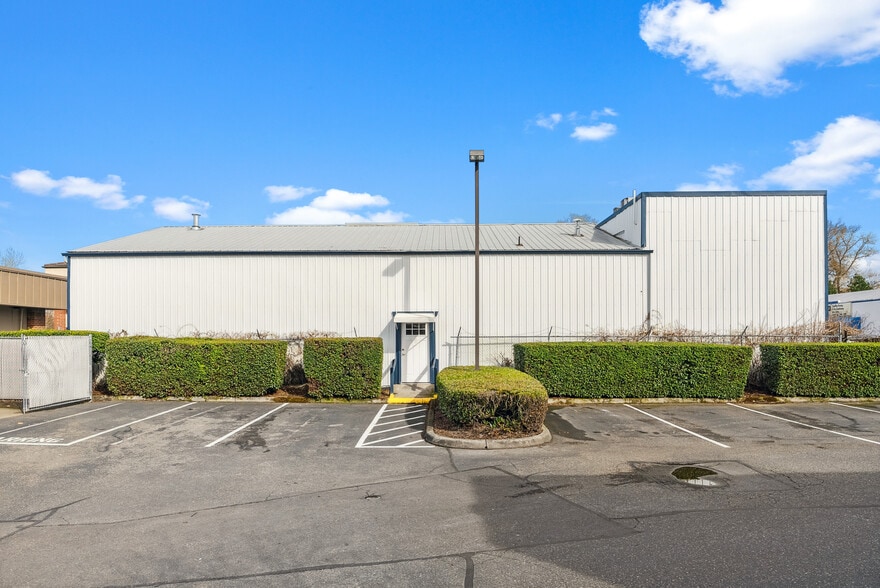 More Photos Of 126 15th St SE, Puyallup Medical For Lease
