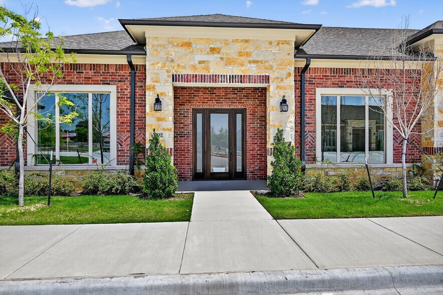More Photos Of 7950 Preston Rd, Frisco Medical For Lease