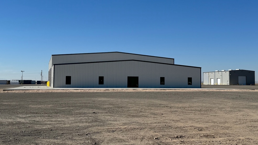 More Photos Of 169 FM 869 Rd, Pecos Warehouse For Sale