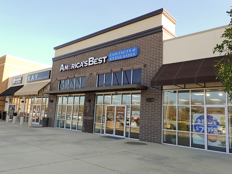 More Photos Of 5109-5141 Sunset Blvd, Lexington Unknown For Lease