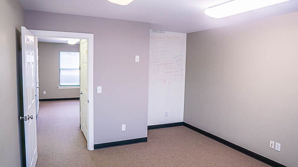 More Photos Of 504 Autumn Springs Ct, Franklin Medical For Lease