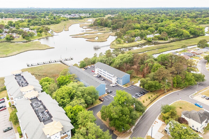 More Photos Of 2111 Pretty Lake Ave, Norfolk Apartments For Sale