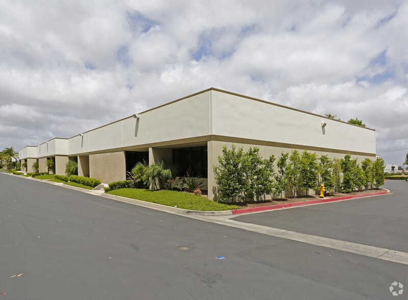 Primary Photo Of 23122 Alcalde Dr, Laguna Hills Warehouse For Sale